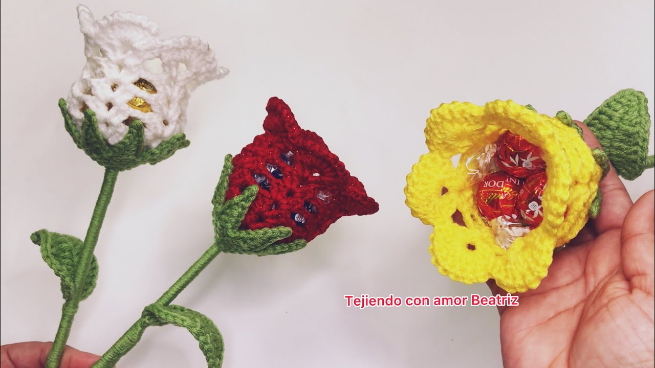 Rosa  Porta Chocolates a crochet _  excelente idea para San Valentín. Rosas Tejidas