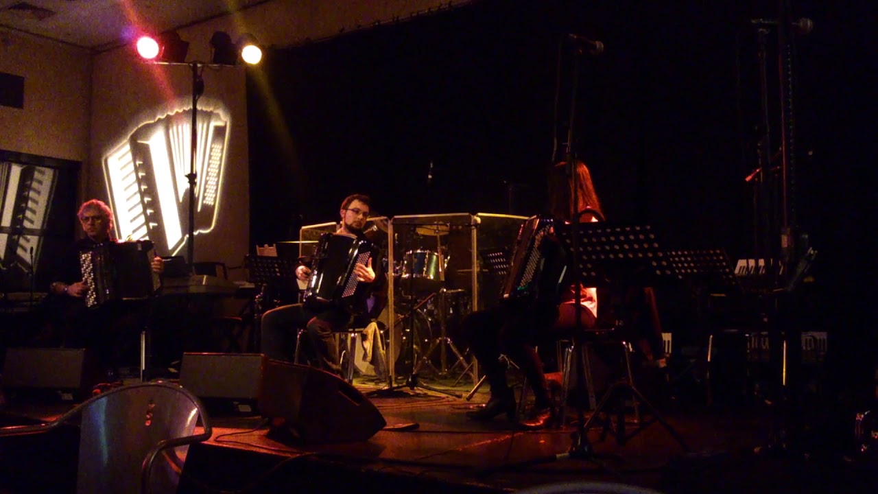 Triolet plays Motion Trio - Printemps des Bretelles