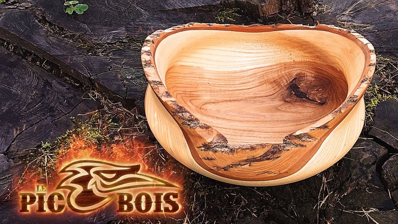 Le PicBois: Natural Edge Bowl