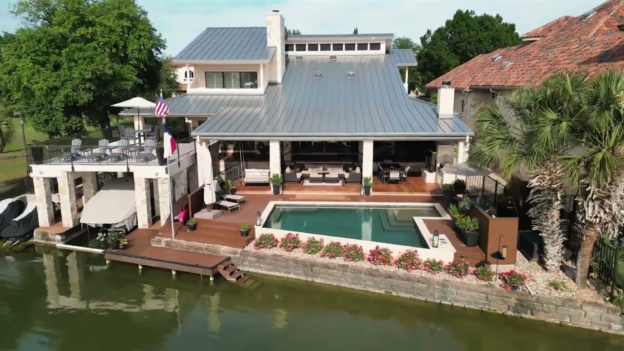 1/4 Co-Ownership Interest - 27 Applehead Island Drive, Horseshoe Bay, Texas