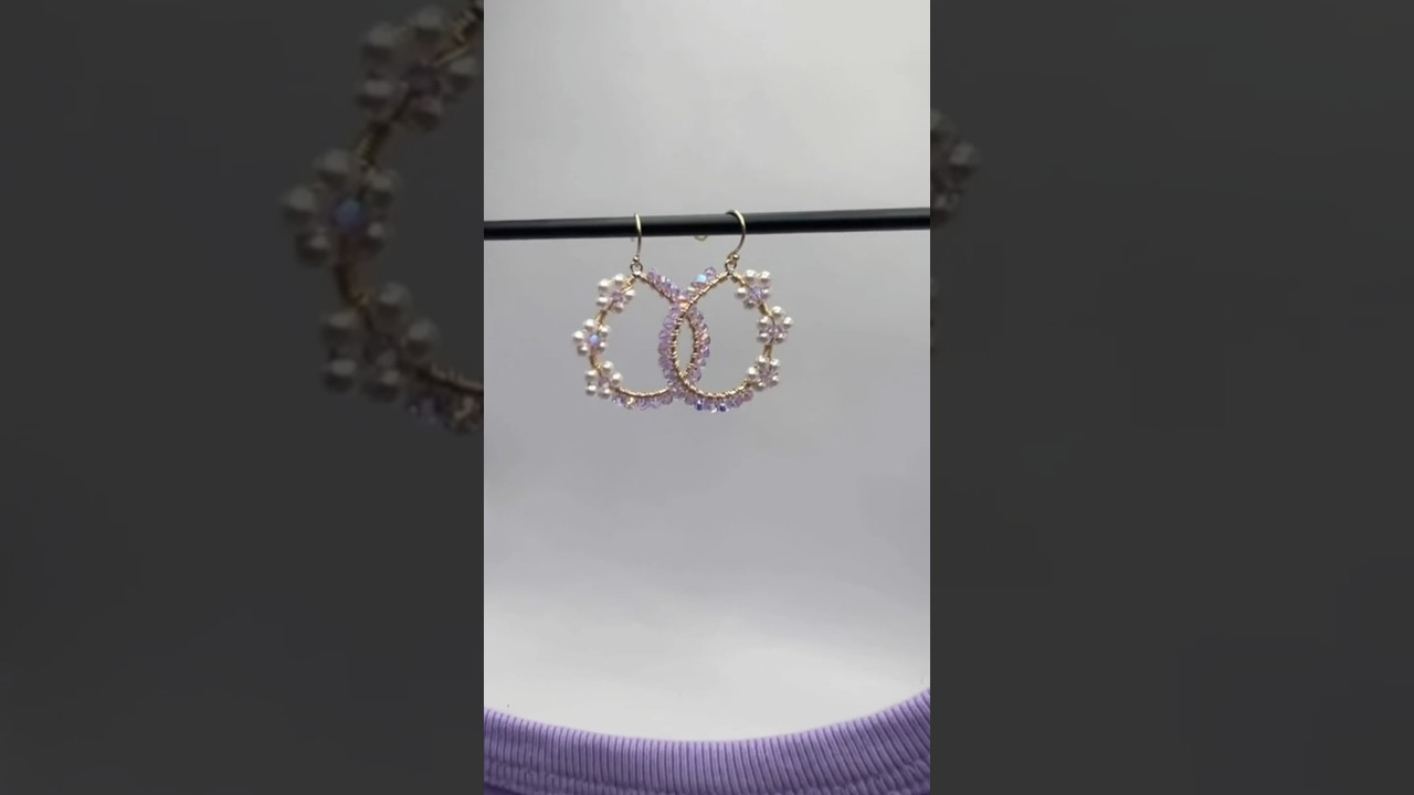 C&oacute;mo hacer aretes con cuentitas bisuter&iacute;a! 😍📿 #bisuteriahechaamano #bisuteria #bisuteriacreativa
