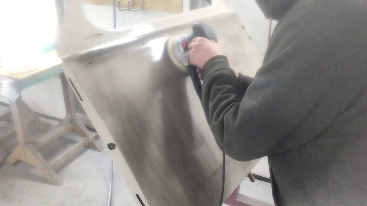 Slipning innan polering på en ny lackad yta