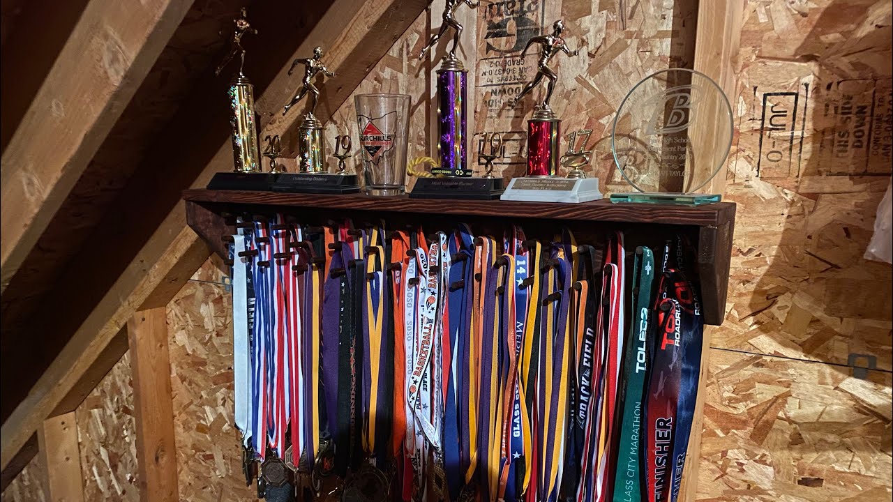 Easy to Build | Medal Display