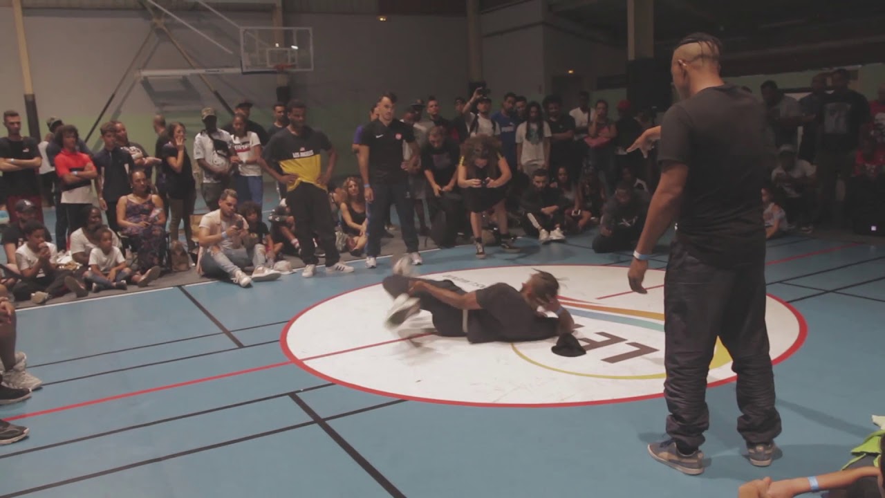 SKANDAL VS BLOOD ISLAND
