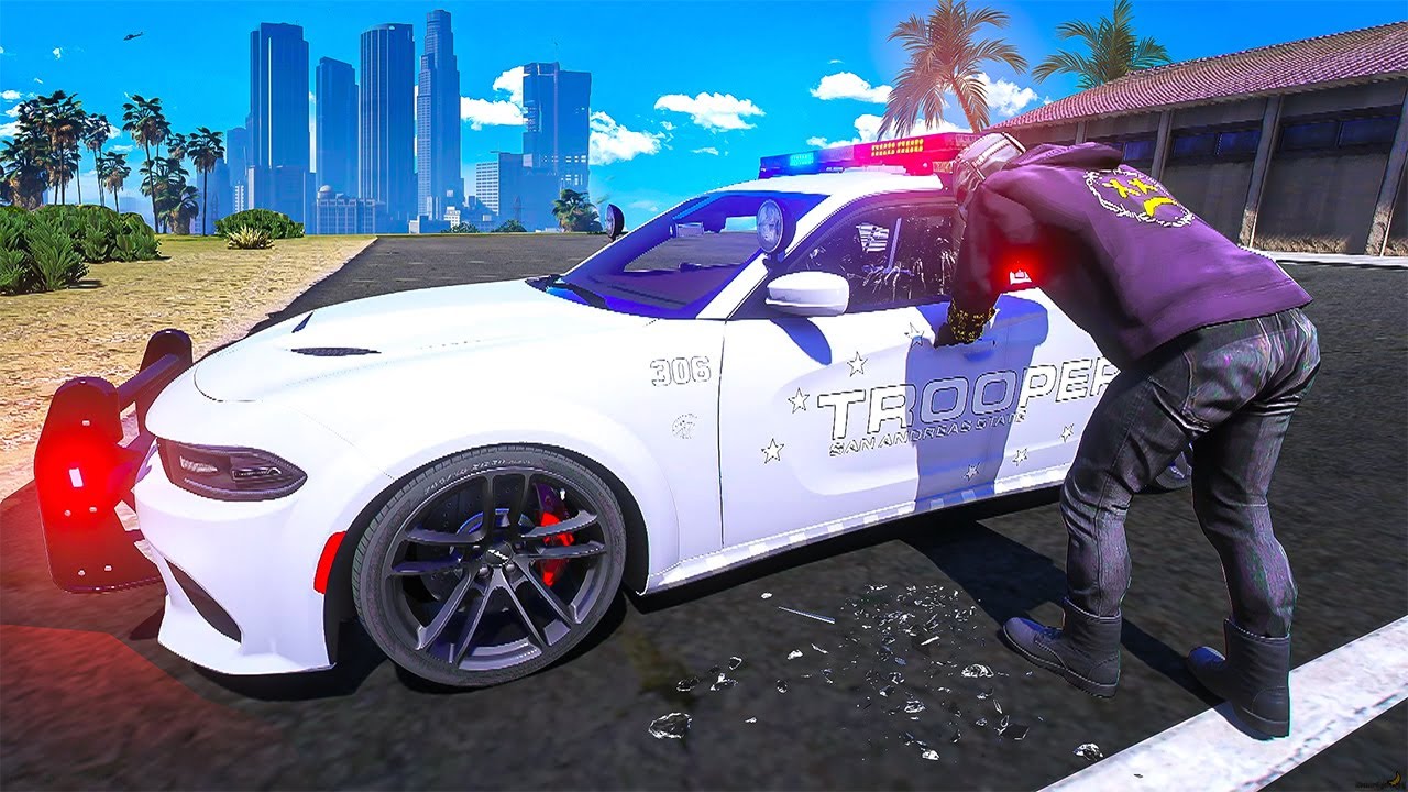 Угоняю каждую полицейскую машину, которую вижу в GTA 5 RP