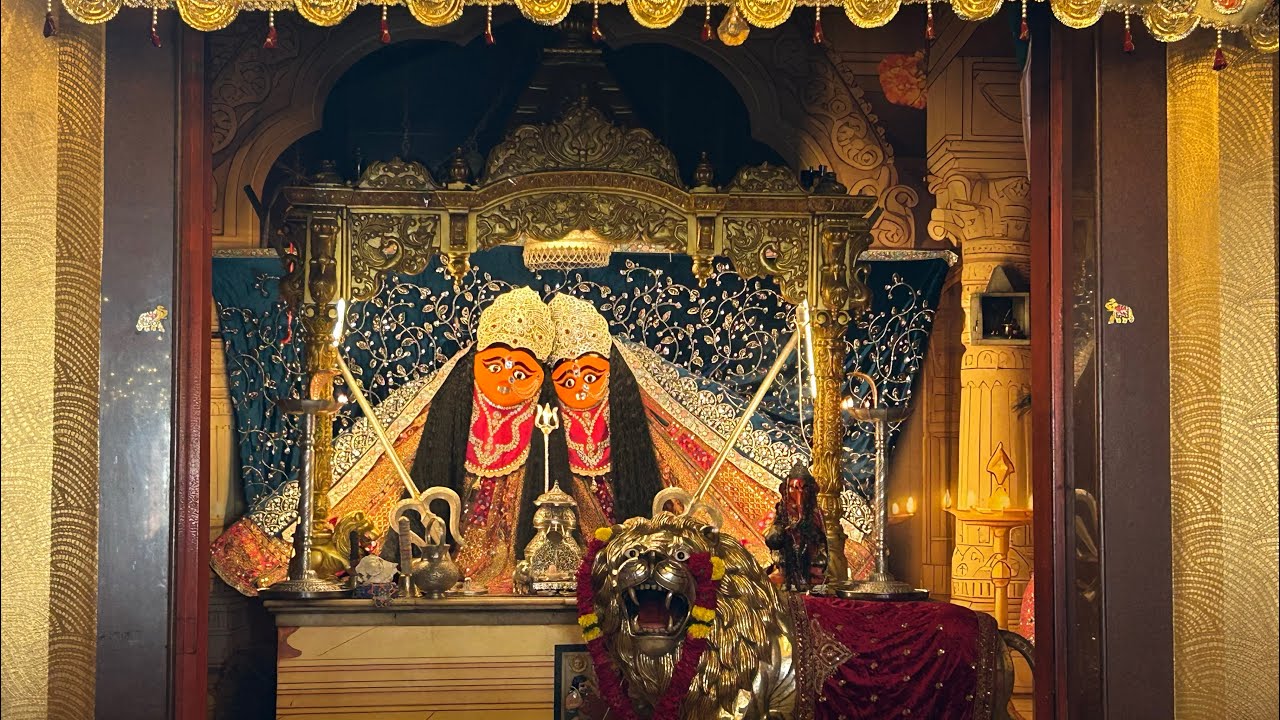 આજે નવા વર્ષે ના પ્રથમ દિવસે ચોટીલા મંદિરે દર્શન કરવા ગયો ❤️#chotila #punam #vlog 