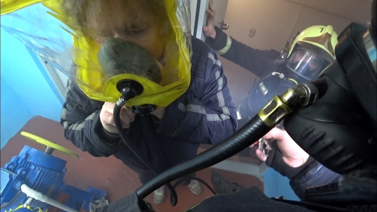 Горит мусоропровод, подъезд в дыму. Как разозлить пожарных
