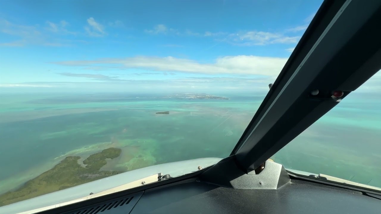 Key West landing short runway American Airlines