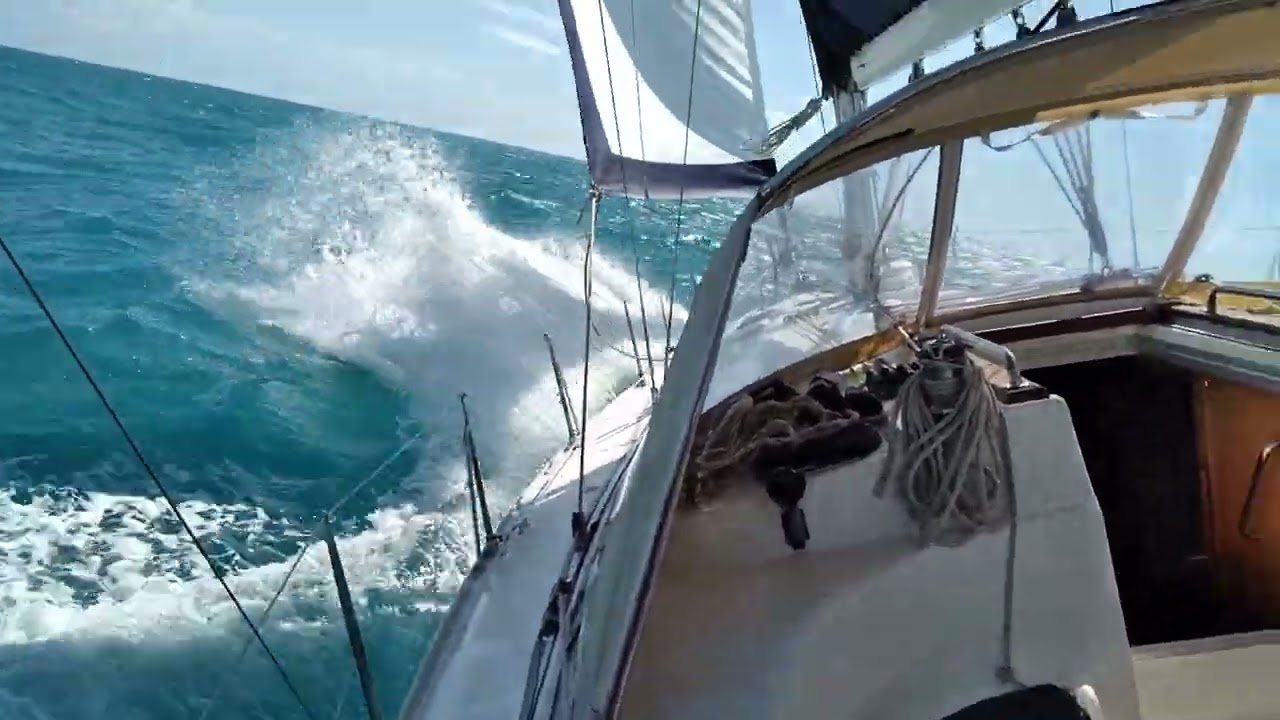 2004 Bavaria Cruiser 41 - Ensign Yachts (ESC 488)