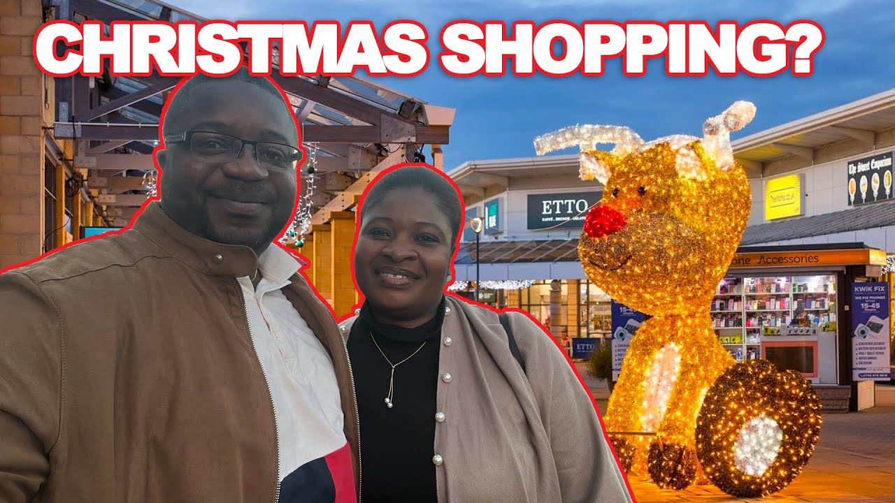 Christmas Window Shopping In Doncaster
