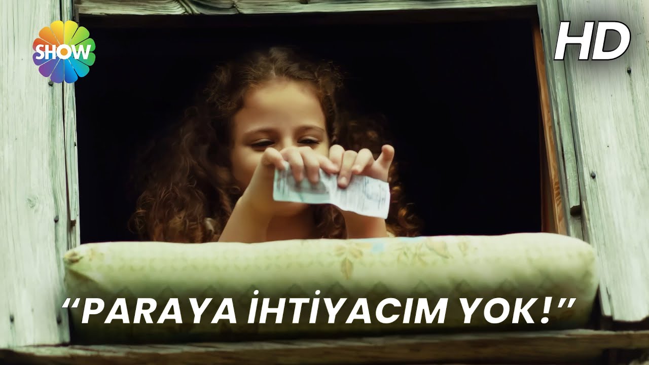 Çiçek, dedesi ve babaannesiyle köyde yeni bir hayata adım attı! | Çiçek