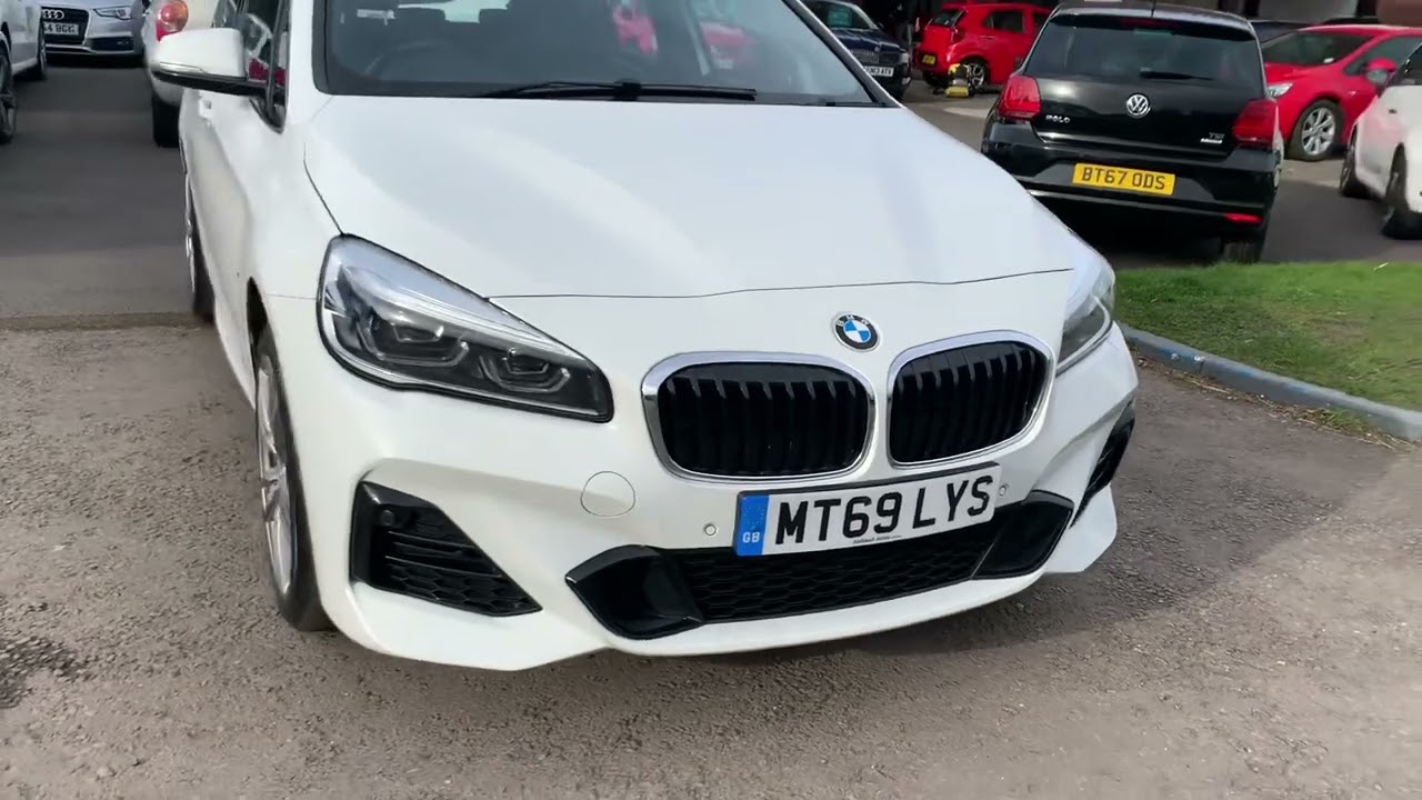 2019 69 BMW 225xe plug in hybrid m sport premium 5dr AT