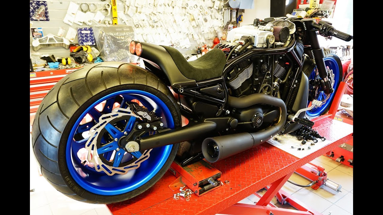 Fredy.ee Supercharged Harley-Davidson V-Rod First Start