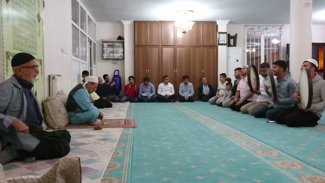 Karışık Zikirli ilahiler ilahi söylerken Aşka geldik 🌹huzur bulacaksınız 🌹cizre Seyid Kadri dergahı