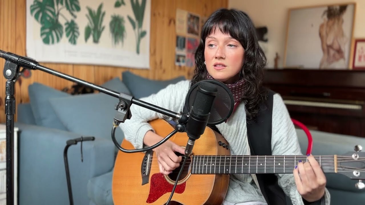 Ine Maguire - OBSESIONARIO EN LA MAYOR (Tan Bionica)