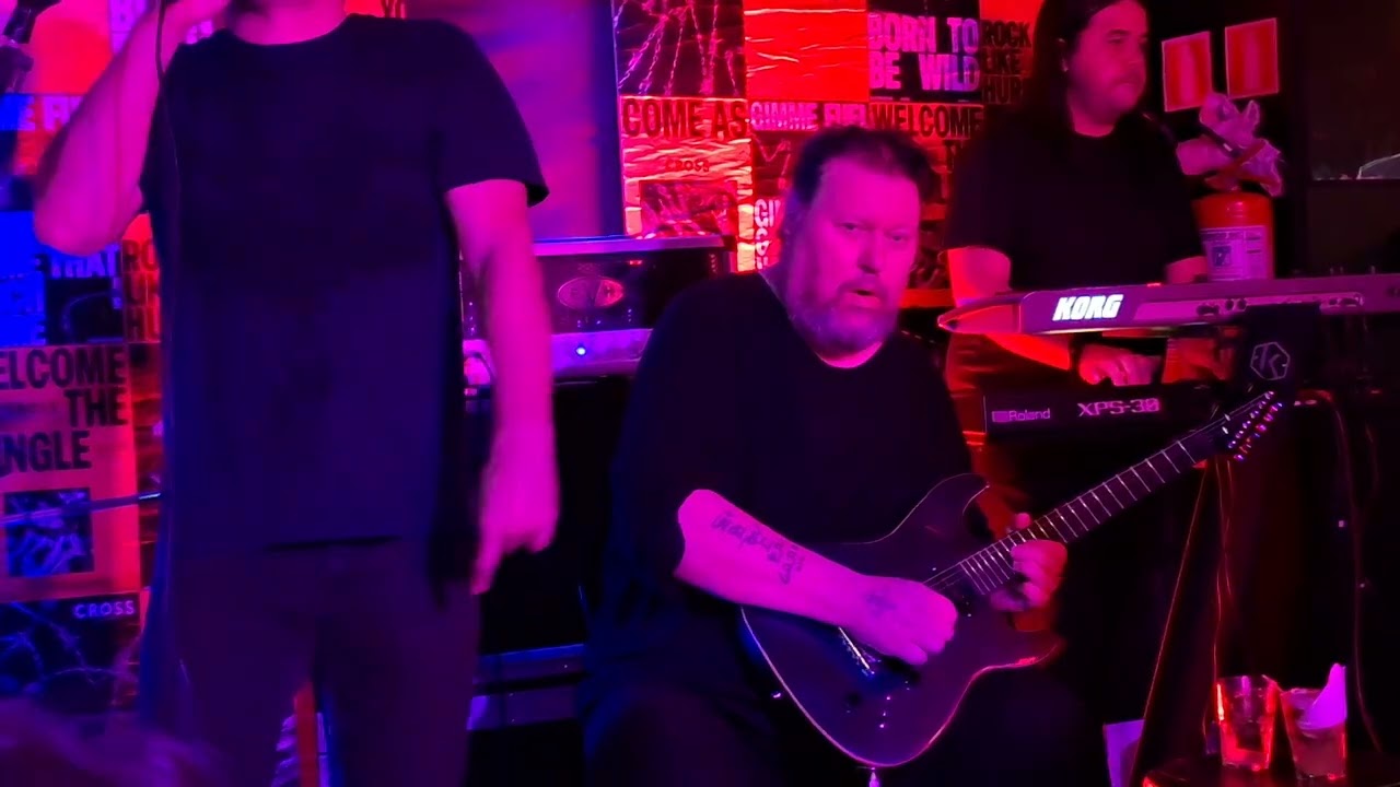 Timo Tolkki em Curitiba Bar Crossrodas stratovarius. 