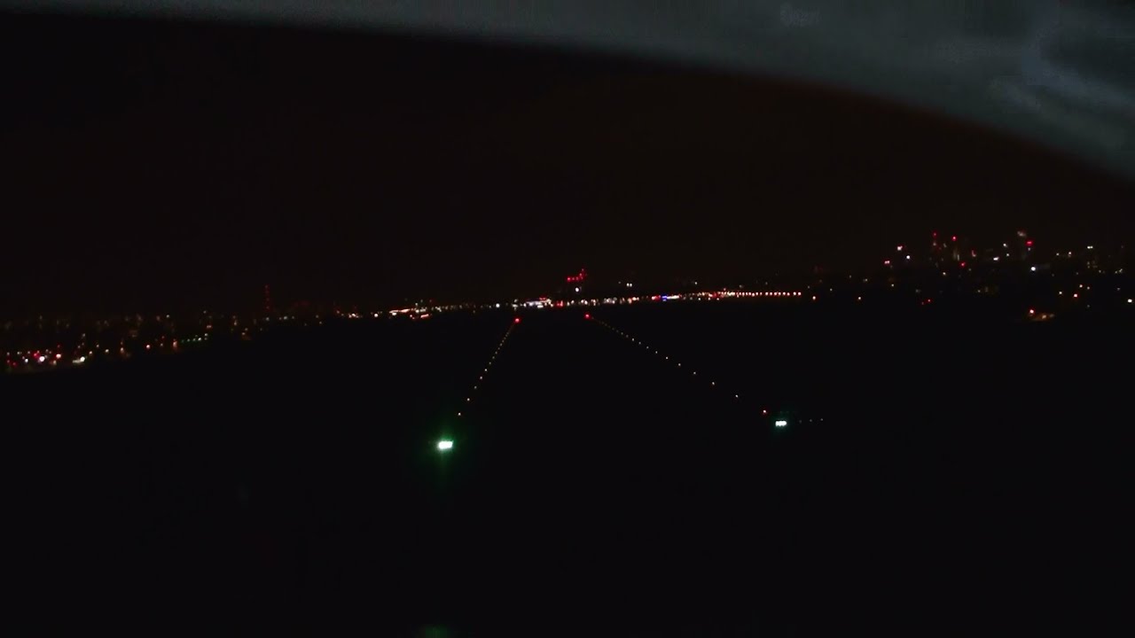 Night landing, strong crosswind and turbulence - Warszawa-Babice - EPBC