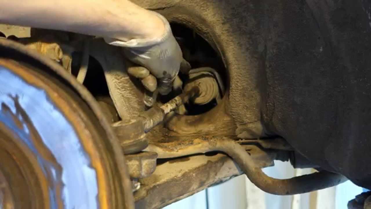 Toyota Corolla fuel filter info. Years 1990 - 2002