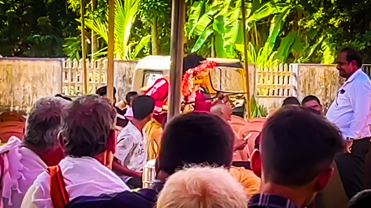 Dhumavathi banta kola