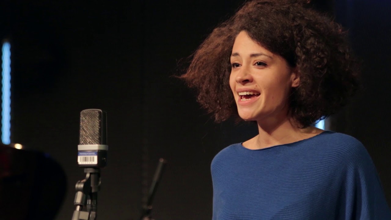 Elena Friedrich - Butterfly (2016)