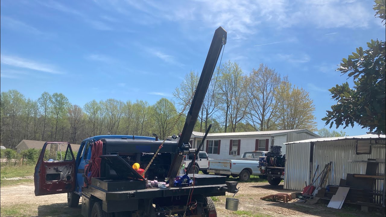 Making a gin pole crane for only $350