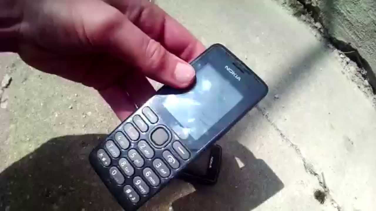 Nokia 6300 vs 108 (Drop Test)