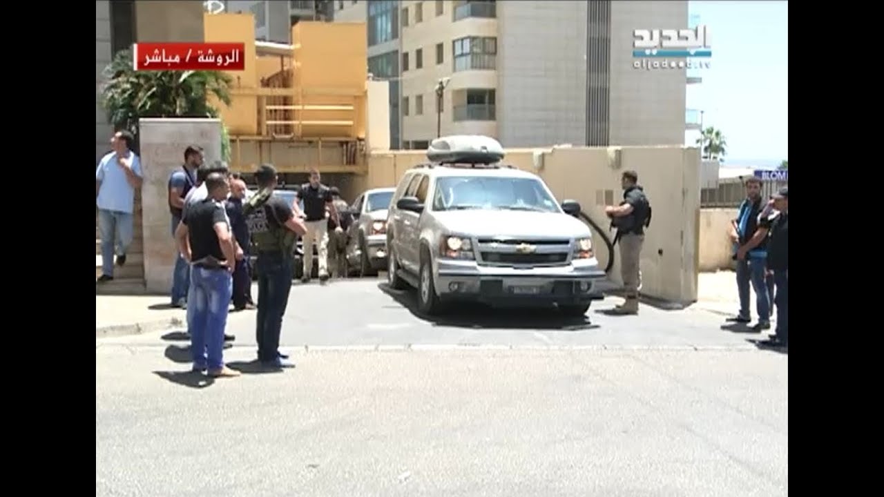 فرع المعلومات يدهم فندقاً في الروشة