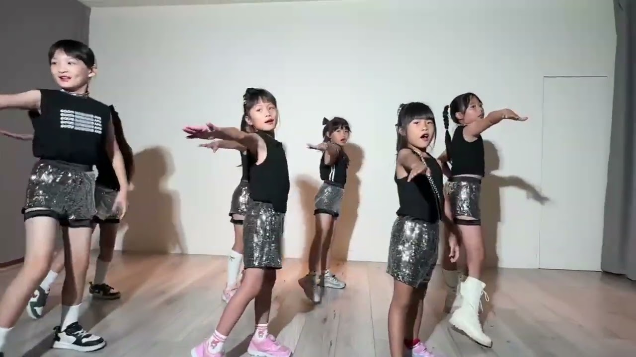 I-DLE - 'Super Lady' by愛妞兒童班