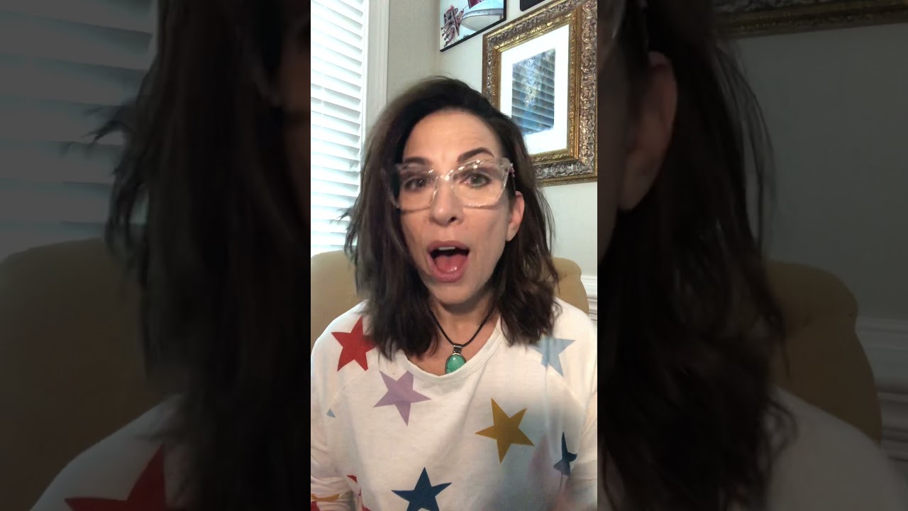 What it feels like to be an empath, intuitive, and clairvoyant and receive downloads