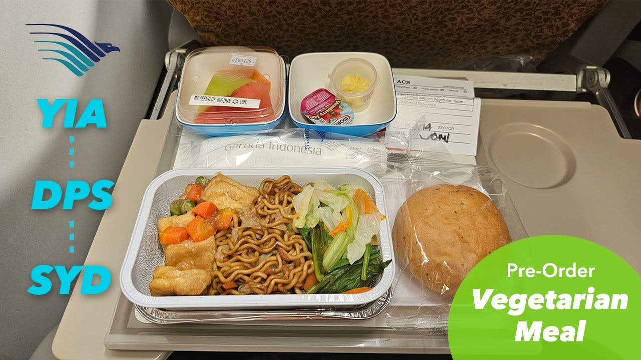 Flight Review Garuda Indonesia from Yogyakarta to Sydney | Pre-Order Vegetarian Meal 🌱✈️