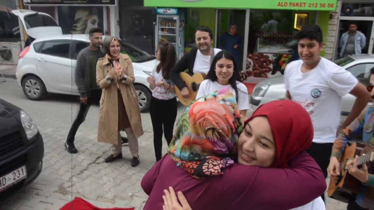 Anneler Günü Sürprizi