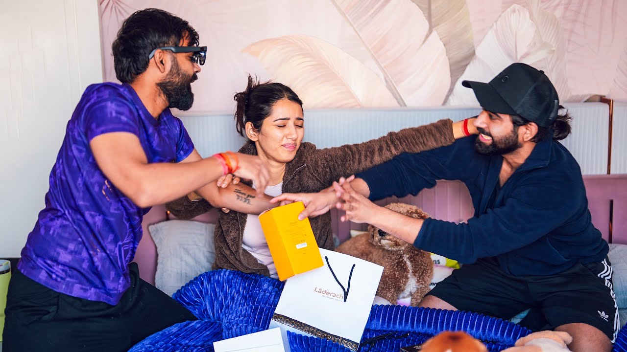 Ricky Laya Itne Sare Gifts London se 🎁 | Hungama ho gaya