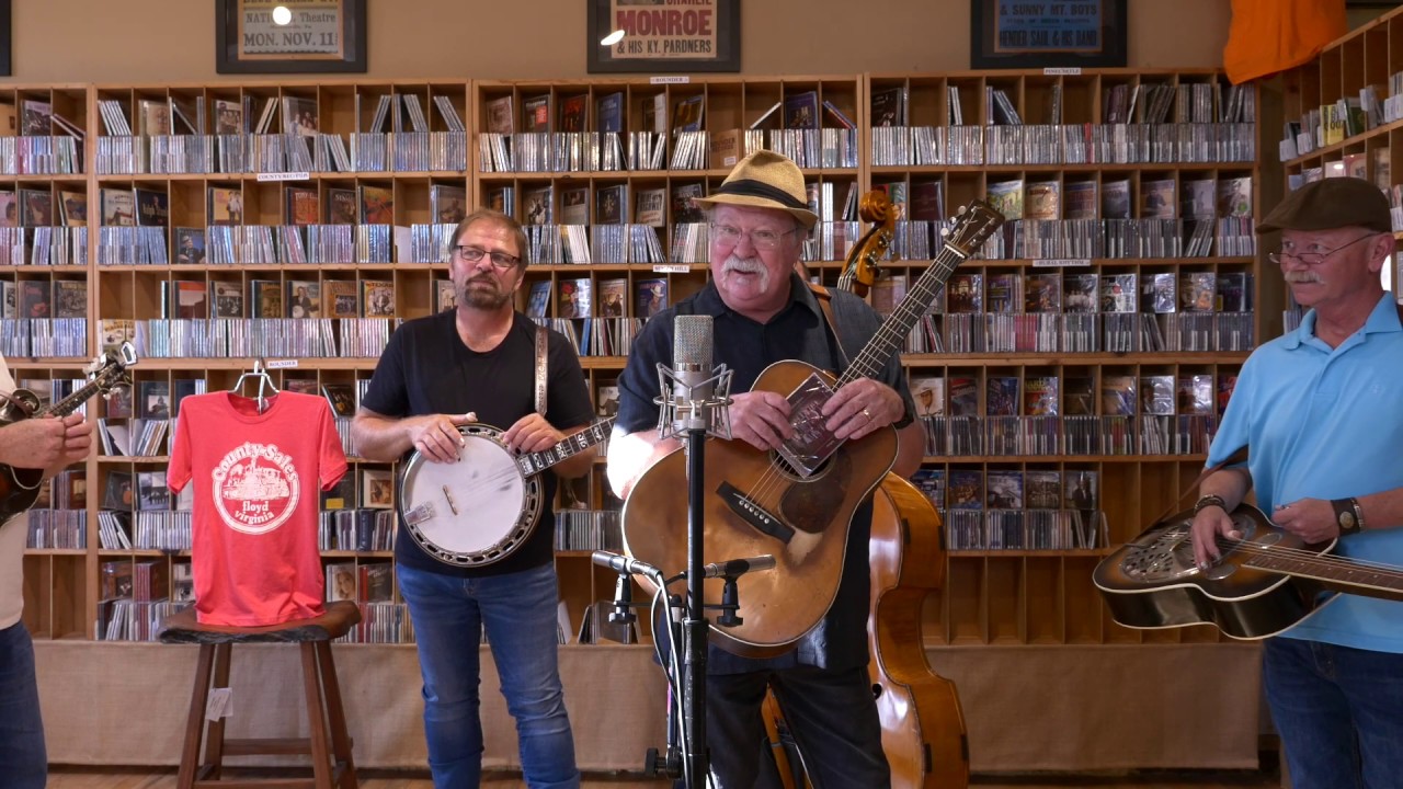 The Seldom Scene plays 