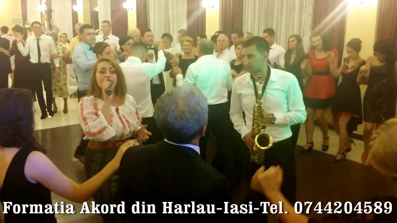 Formatia Akord din Harlau(Iasi)-Cele mai frumoase melodii moldovenesti-Live