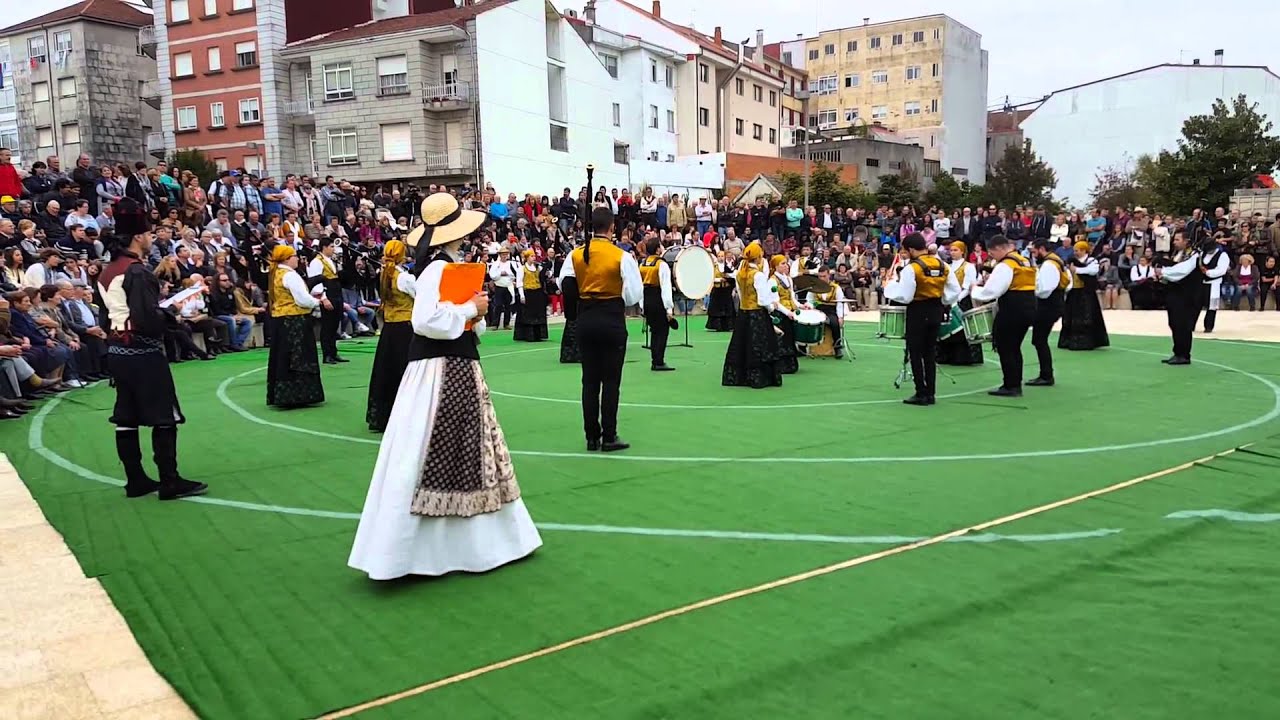 Banda de gaitas do Concello de Manzaneda - Carballiño 2015