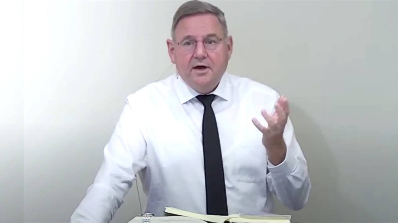 Evangelist A. van Setten | Johannes 8: 12-41 | Waaraan herken je een kind van God? |