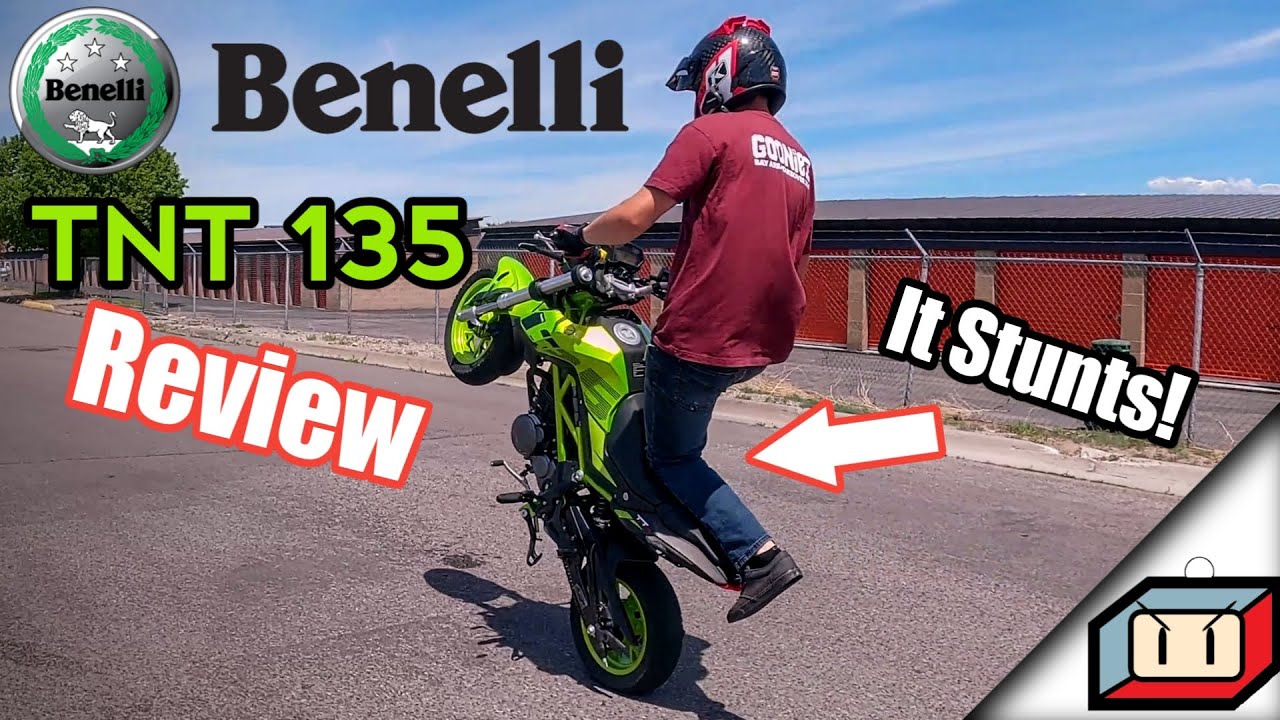 Benelli TNT 135 Review | Stunts