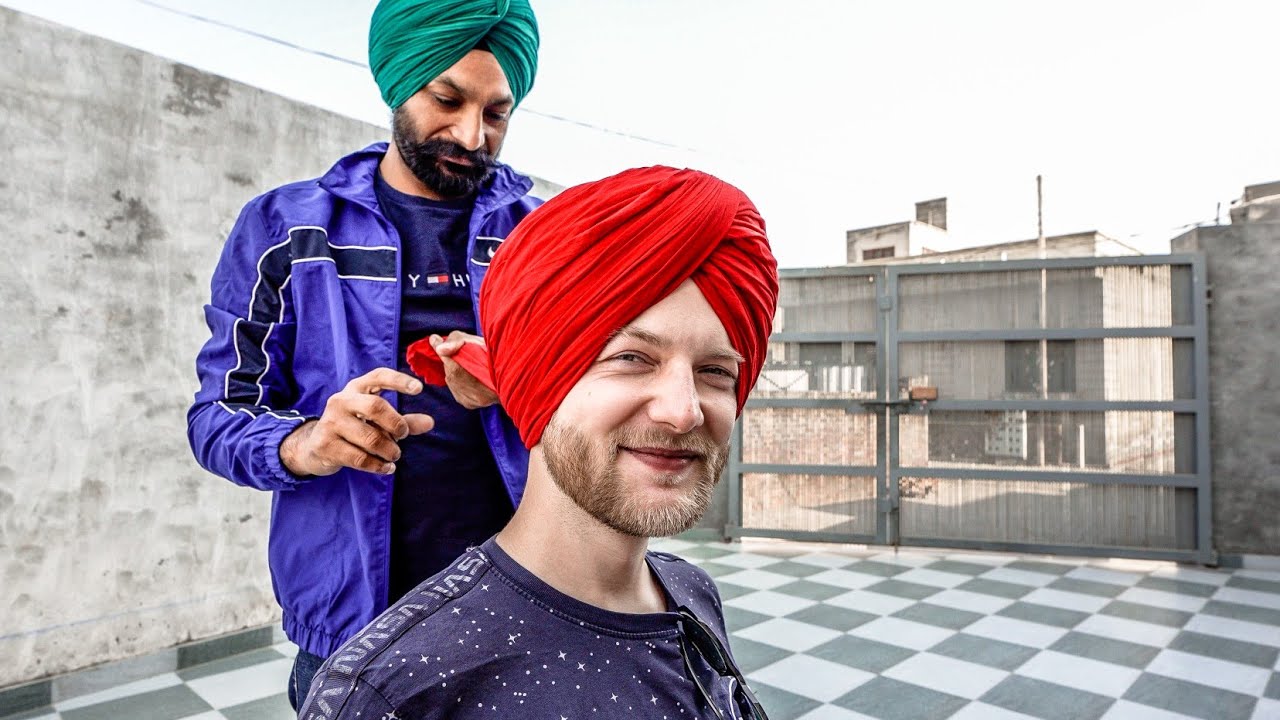 Zaprosili mnie do NOWEGO domu na wsi i założyli mi turban - Indie #13
