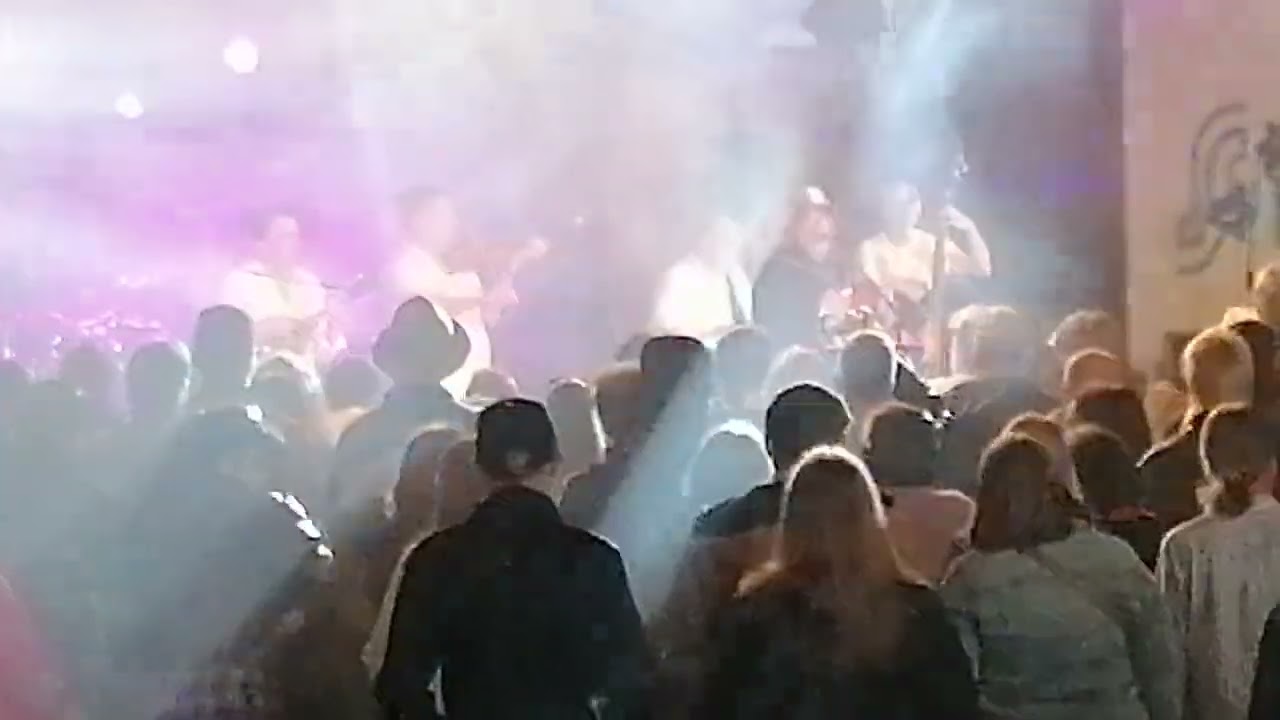Folkkarit & Antti Paalanen - Ihan vain käymään @KaustinenFolk @kiharakolmio6199