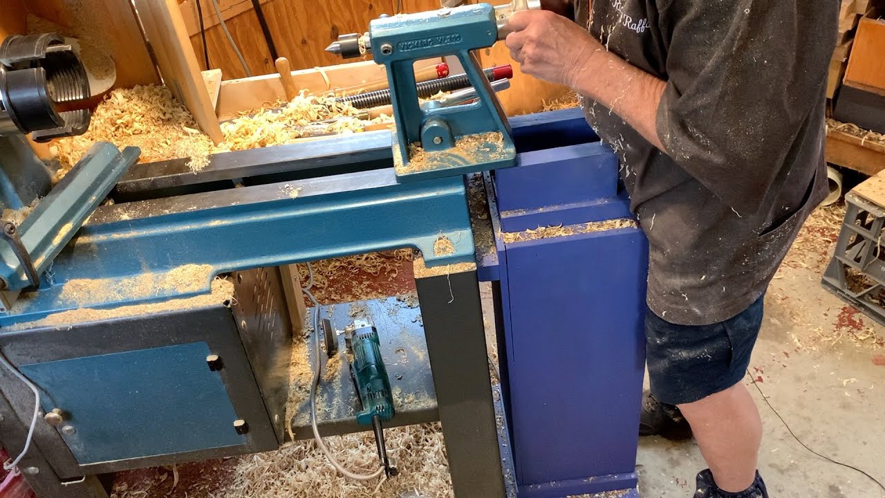 Richard Raffan tailstock storage unit.