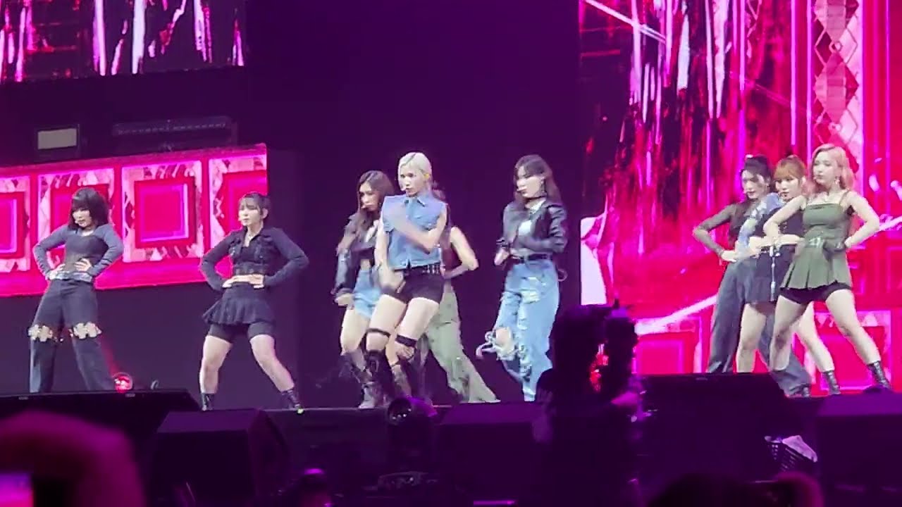 Shut down - Kep1er Special Stage