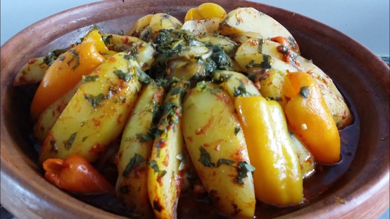 CHICKEN TAJINE WITH POTATOES TAJINE DE POLLO CON PATATAS