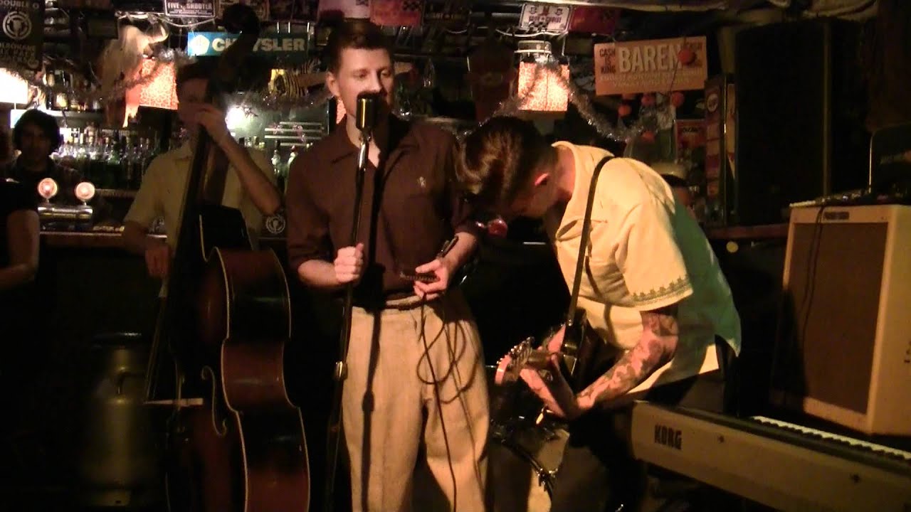 8. The Domestic Bumblebees & Harmonica Sam - Honey Hush.MTS