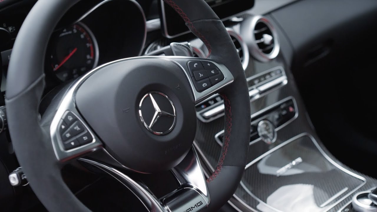 Mercedes C63 AMG - INTERIOR