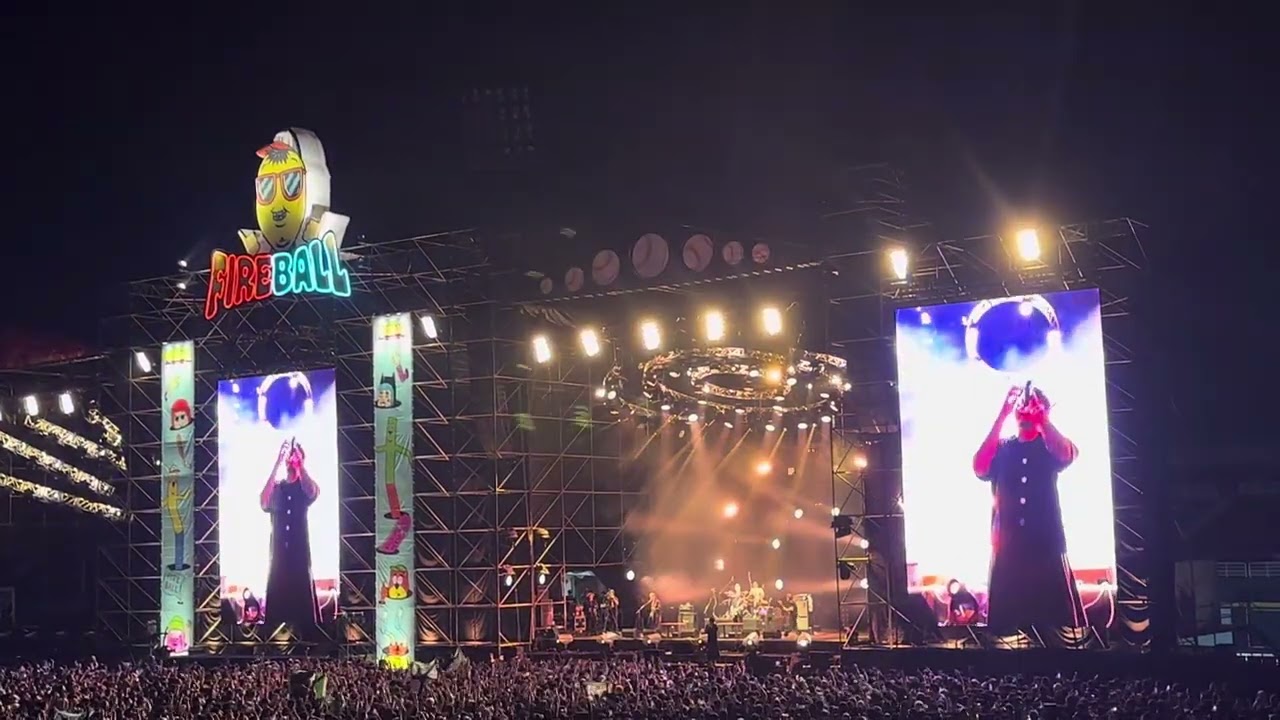 2025火球祭 滅火器-海上的人
