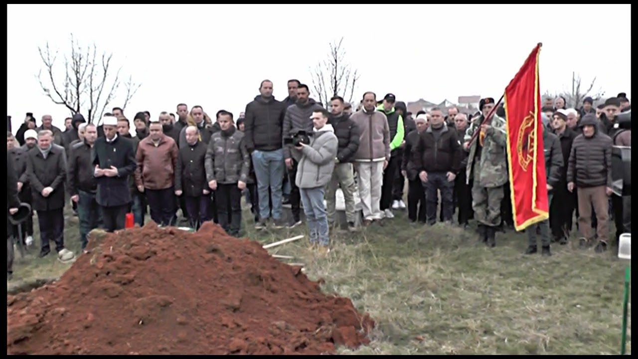 ALI KRASNIQI LEGJENDA E FOLKLORIT -  CEREMONIA E VARRIMIT DHE BIOGRAFIA E TIJ