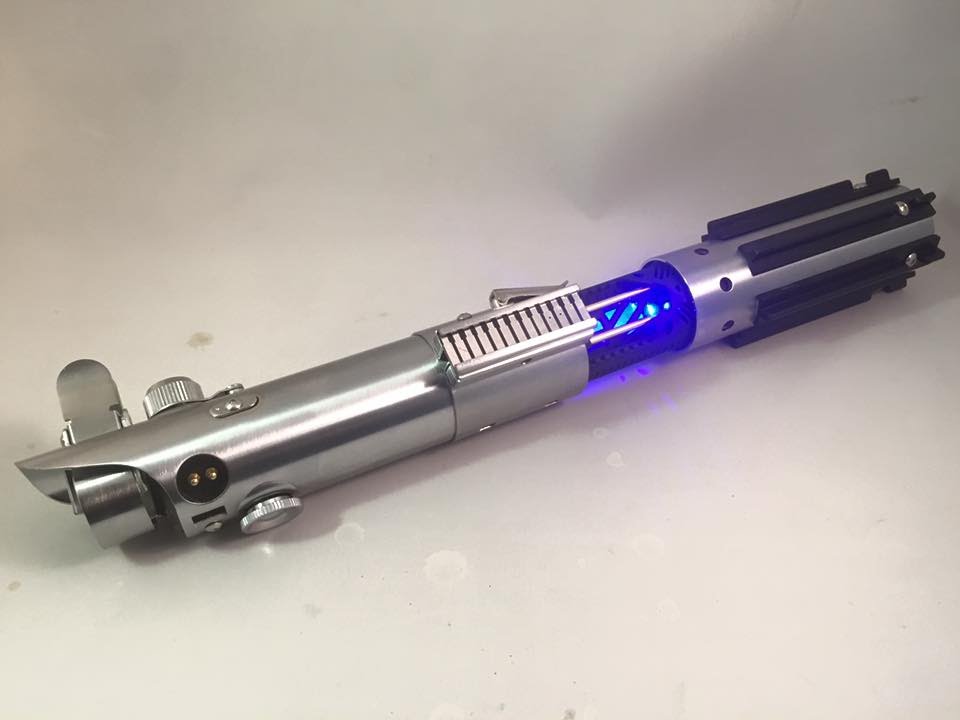 Korbanth Graflex 2.0 The Force Awakens Custom Star Wars FX Lightsaber PlecterLabs NBv3.0 GOTH3D