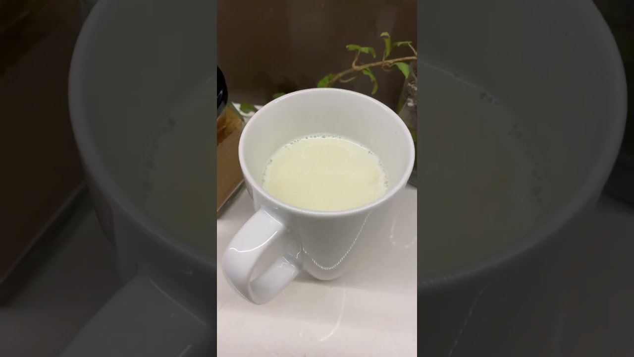 Salepsiz evdeki malzemelerle Salep yaptım. Kafelerde b&ouml;yle yapıyor ne sanıyorsunuz #salep #sahlep