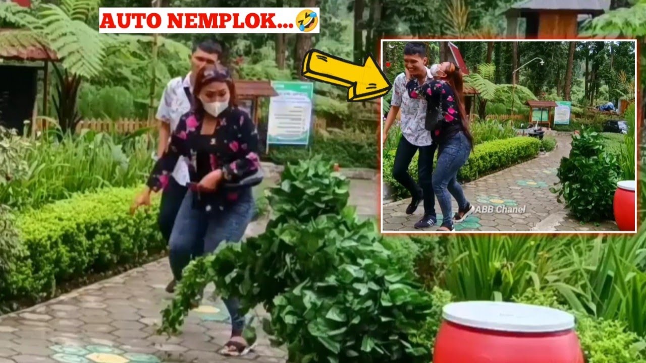 DI KAGETIN MANUSIA DAUN MBAKNYA AUTO NEMPLOK 😂 BUSHMAN PRANK