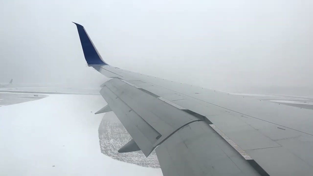 [4k60] - Snowy Landing In Boston - United Airlines - Boeing 757-224 - N18112 - Ep. 8